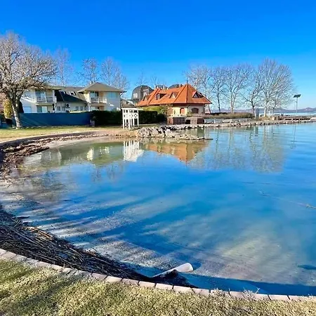 Toparti - Villa *